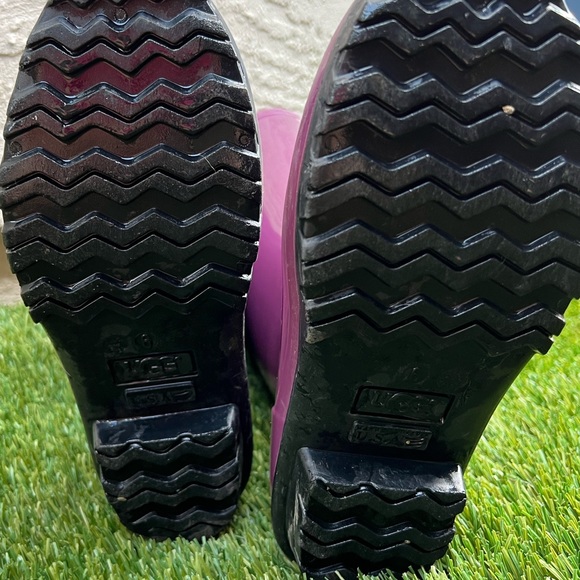 UGG Shaye Rain Boots Womens Size 6 Purple Shoes Boots - Picture 7 of 8